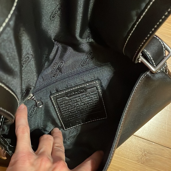 Black Coach bag - Picture 2 of 3
